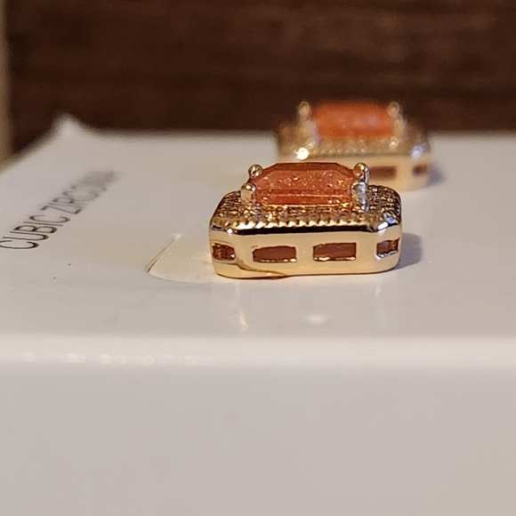 DOLCE GIOVANNA, CZ EARRINGS, NIB - Picture 6 of 6